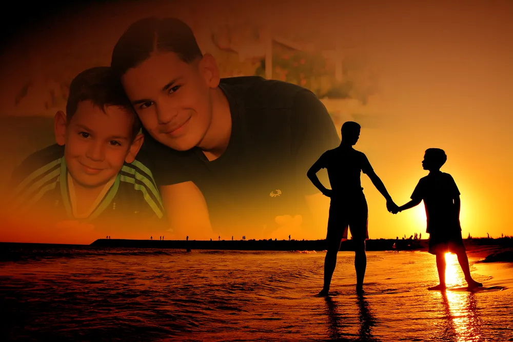 Montage: Vater und Sohn über Silhouetten im Sonnenuntergang